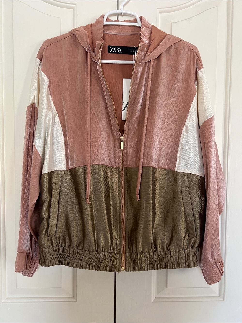 Zara Pink, Olive & Cream Colorblock Hooded Bomber
Size XS